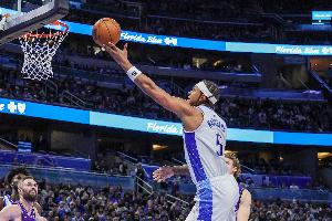 NBA彩经:火箭统治攻防轻取勇士 掘金主场擒下湖人 马刺力拔活塞