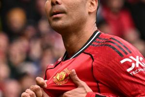 曼联重启34岁卡塞米罗续约?BBC辟谣:曼联没有打算改变决定