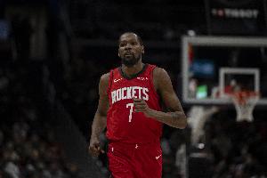 乌度卡:很多球队不想换防到杜兰特 所以他有时会充当诱饵