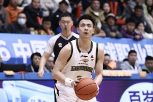 沈阳日报:今晚迎战同曦男篮 辽宁男篮不容有失