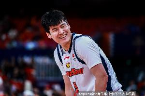 媒体人:广东送四川32连败 广东球员们抓住了这次练兵机会