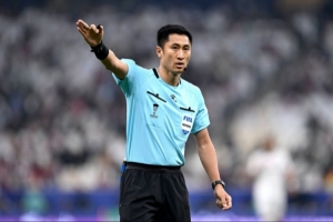 亚足联官网:马宁将以主裁身份亮相本届世界杯,上届担任6场四官