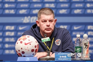 米兰:天津应该得到更多分数 对过去一段时间球员的准备非常满意